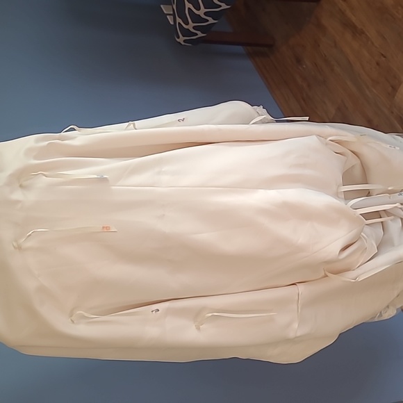 Maggie Sottero wedding gown - Picture 10 of 17